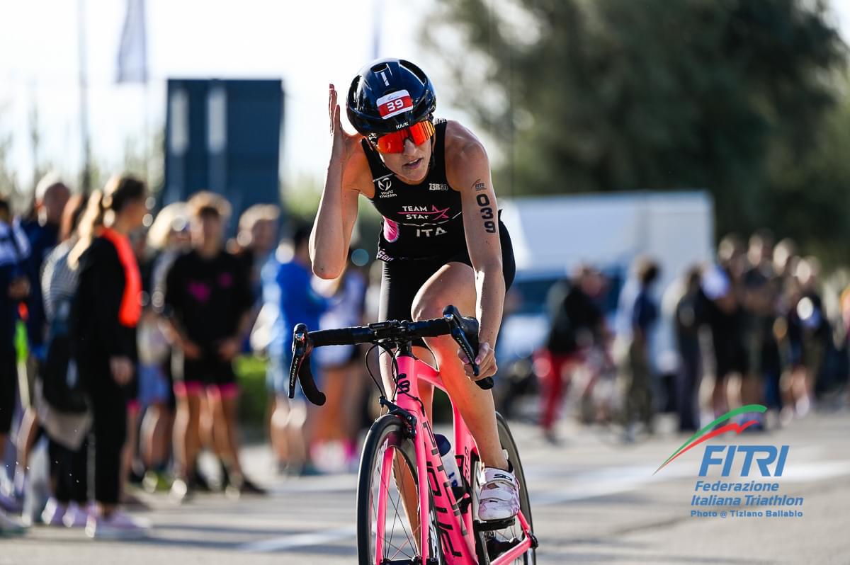 Triathlon: how to face each segment at your best. The experience of Myriam Grassi